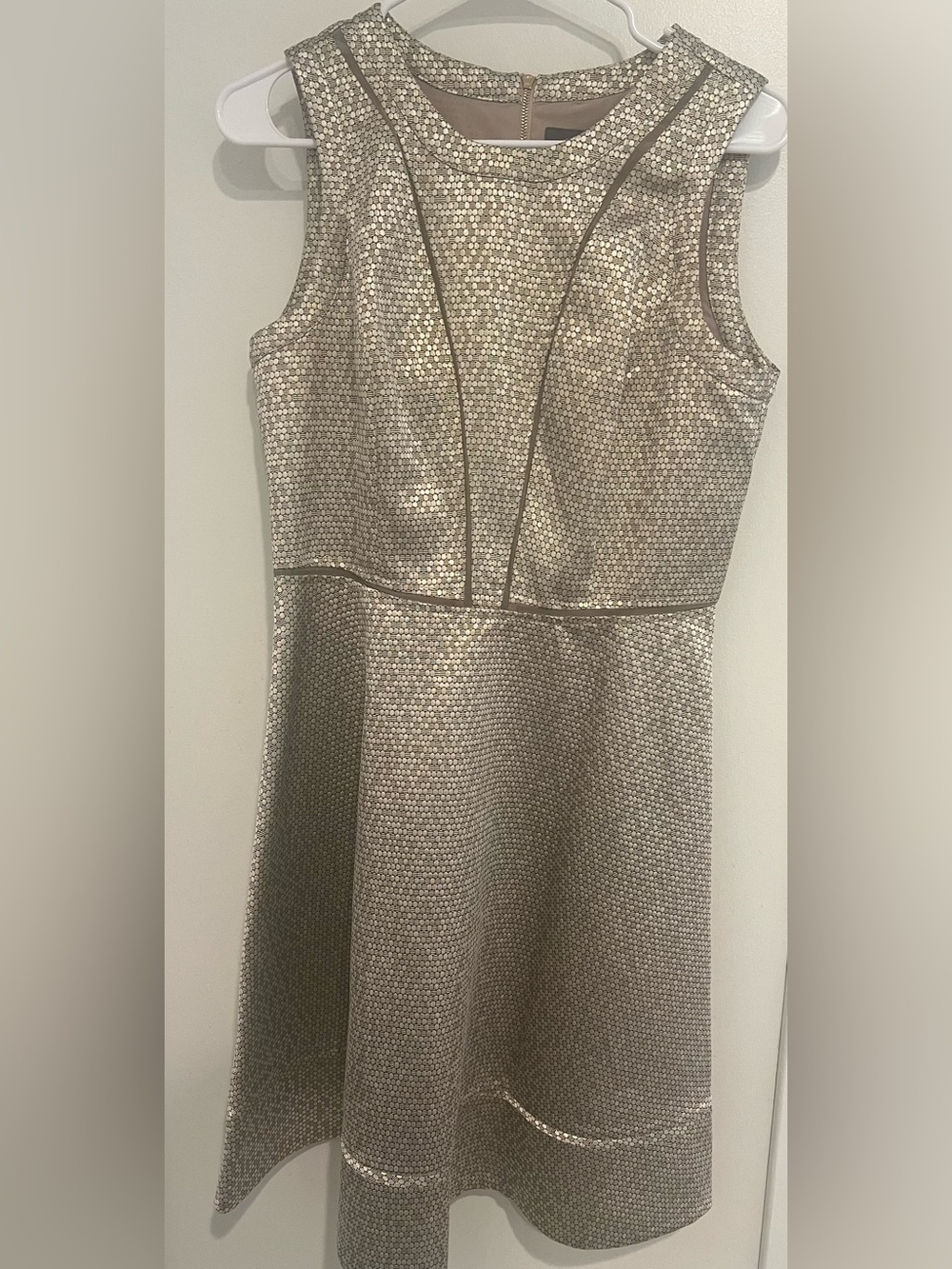 New Vince Camuto, size 8
